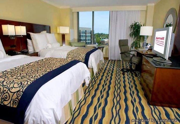 Newport News Marriott At City Center Room photo