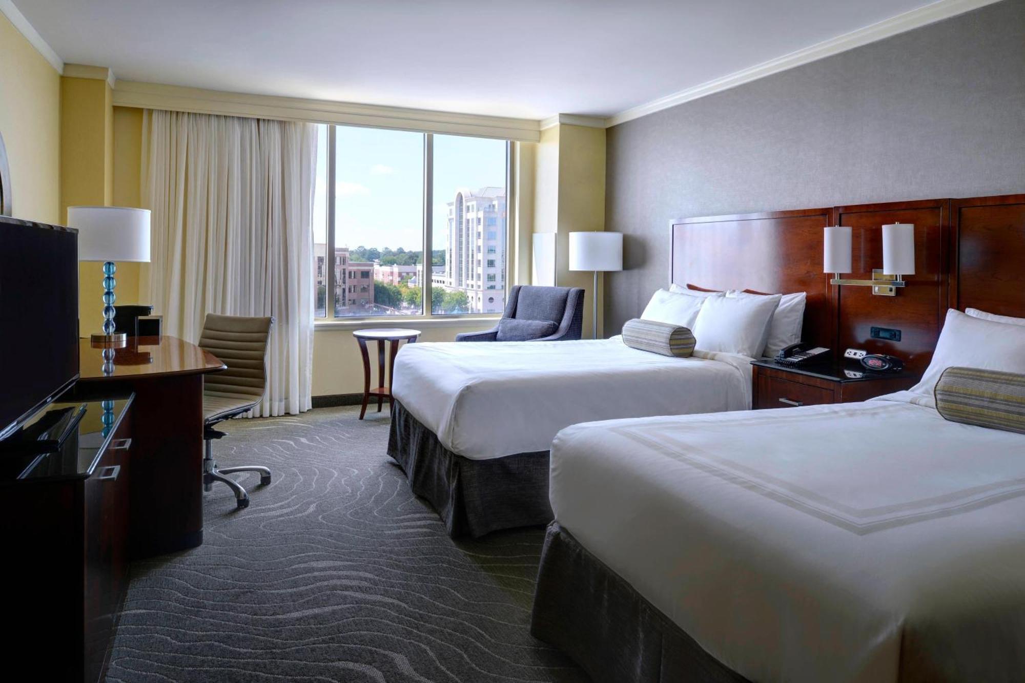 Newport News Marriott At City Center Exterior photo