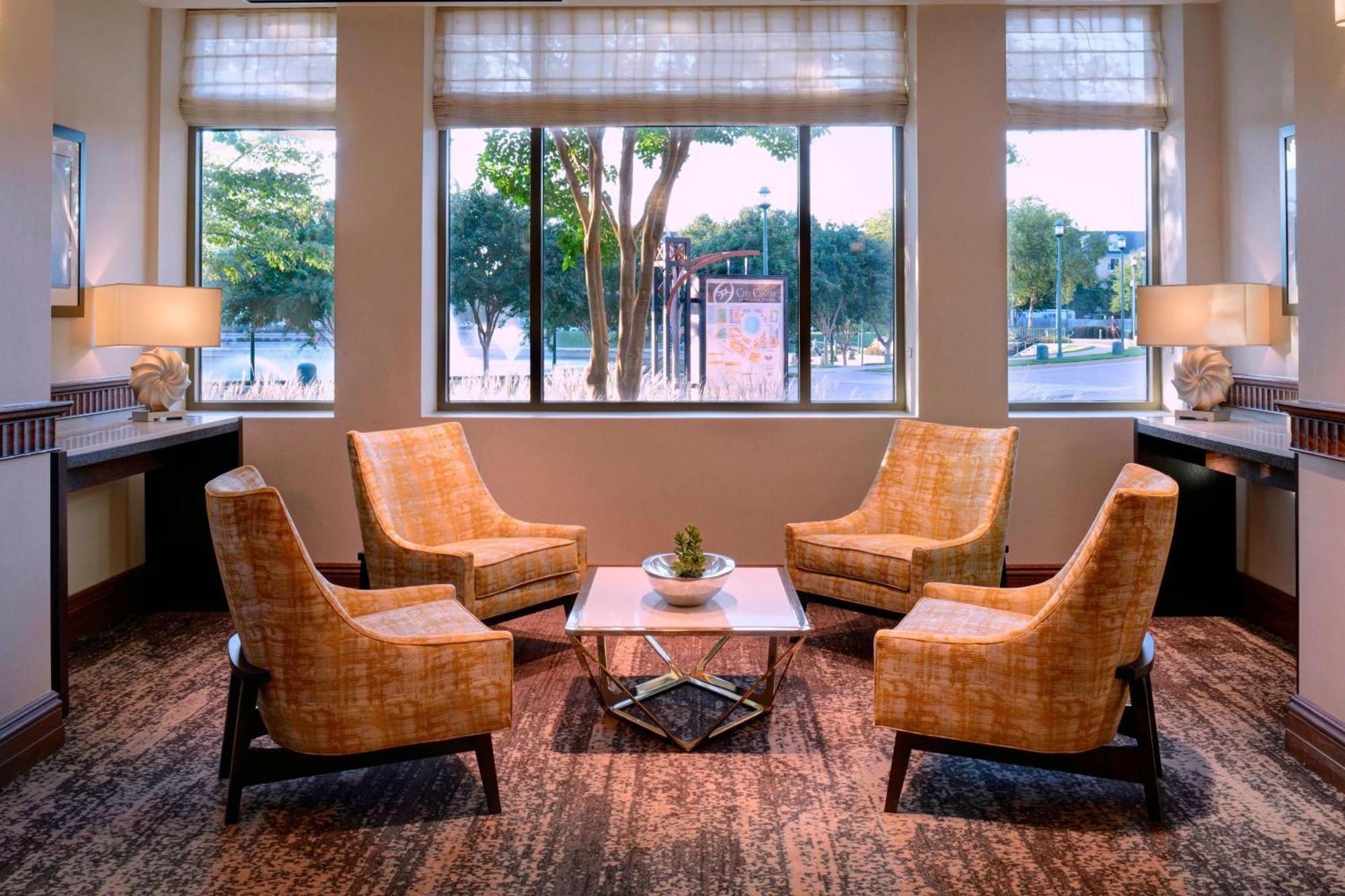 Newport News Marriott At City Center Exterior photo