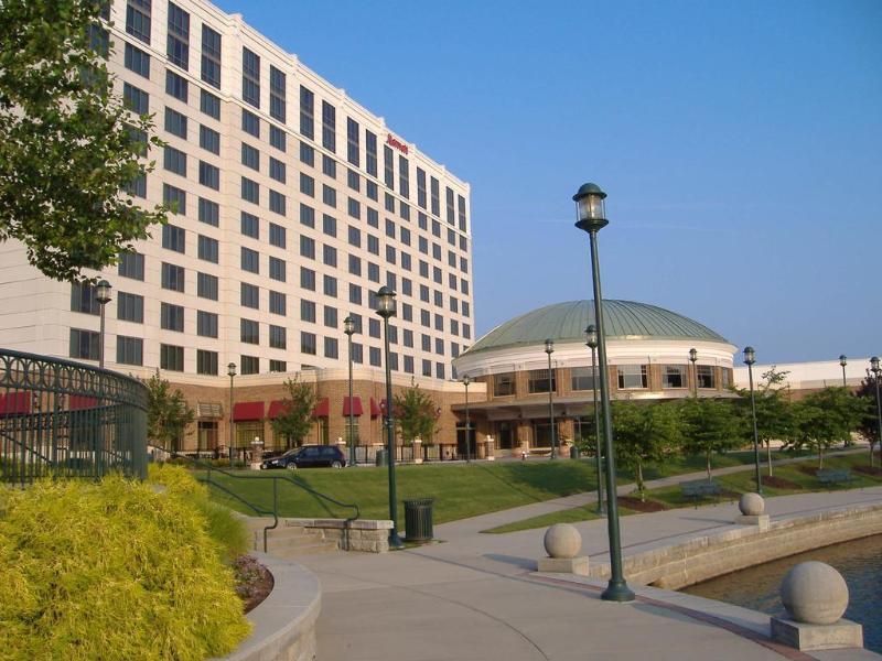 Newport News Marriott At City Center Exterior photo